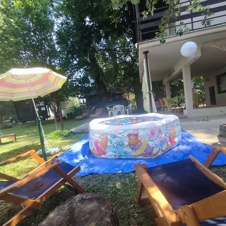 Kuca Na Savi Sojenica Kalisija, Makis - Ada Ciganlija Ledine
